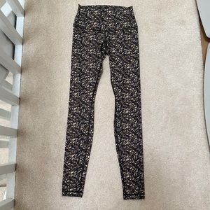 Lululemon- Leggings size 4